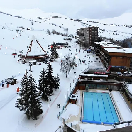 Agreable - Acces Skis Aux Pieds - 3 Pers Le Corbier